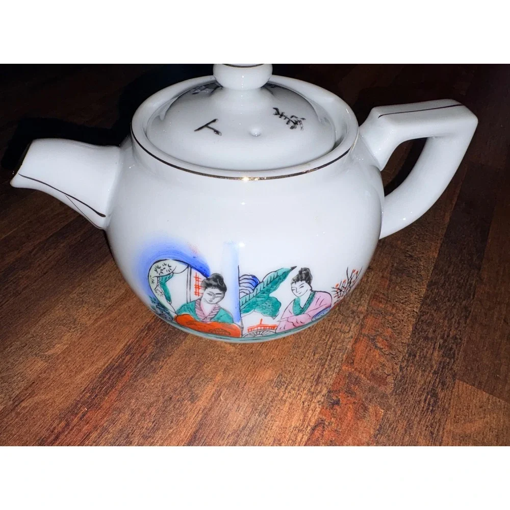 Vintage Geisha Porcelain Teapot Gold Trim Hand Painted Calligraphy Made in Japan